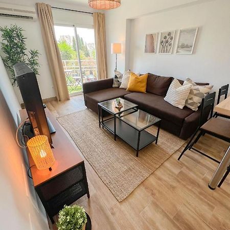 Bright & Cozy Apartment Acuario Beach&Pool بينالماذينا المظهر الخارجي الصورة