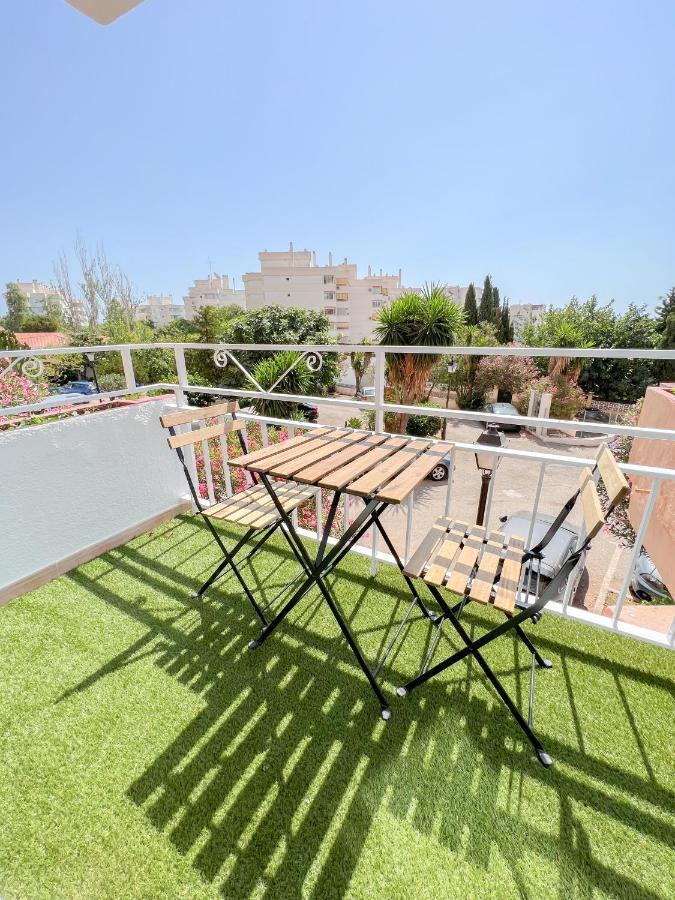 Bright & Cozy Apartment Acuario Beach&Pool بينالماذينا المظهر الخارجي الصورة