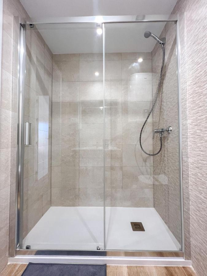 Bright & Cozy Apartment Acuario Beach&Pool بينالماذينا المظهر الخارجي الصورة