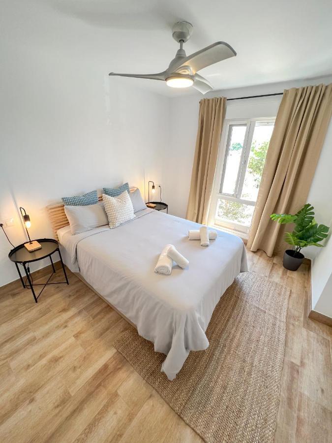 Bright & Cozy Apartment Acuario Beach&Pool بينالماذينا المظهر الخارجي الصورة