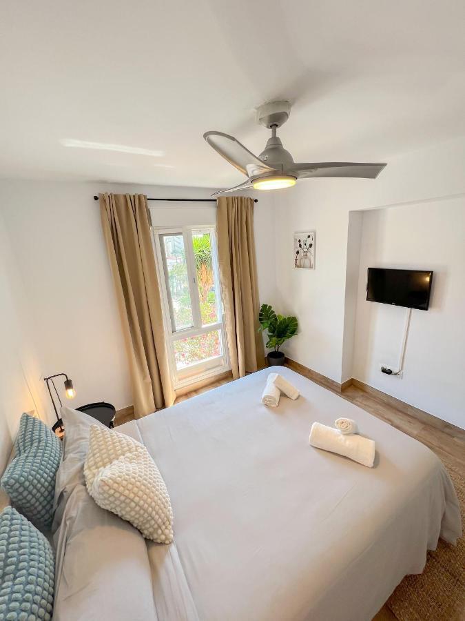 Bright & Cozy Apartment Acuario Beach&Pool بينالماذينا المظهر الخارجي الصورة