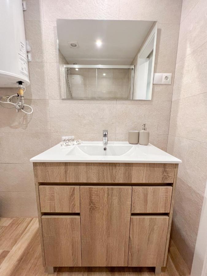 Bright & Cozy Apartment Acuario Beach&Pool بينالماذينا المظهر الخارجي الصورة