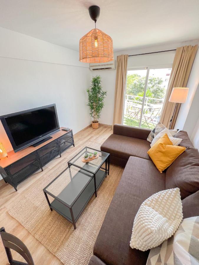 Bright & Cozy Apartment Acuario Beach&Pool بينالماذينا المظهر الخارجي الصورة