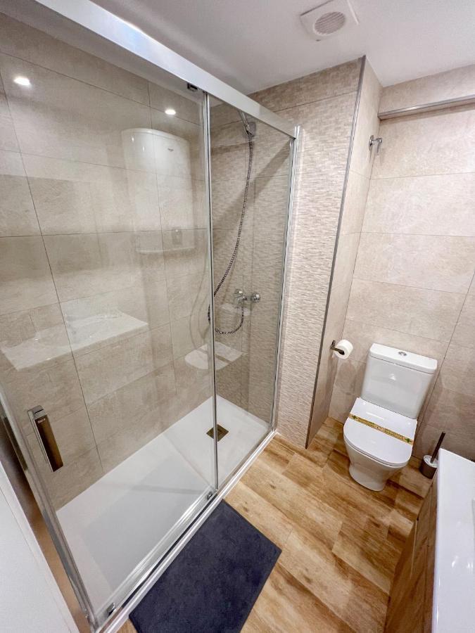 Bright & Cozy Apartment Acuario Beach&Pool بينالماذينا المظهر الخارجي الصورة