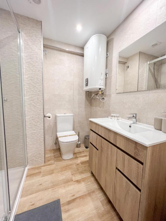 Bright & Cozy Apartment Acuario Beach&Pool بينالماذينا المظهر الخارجي الصورة