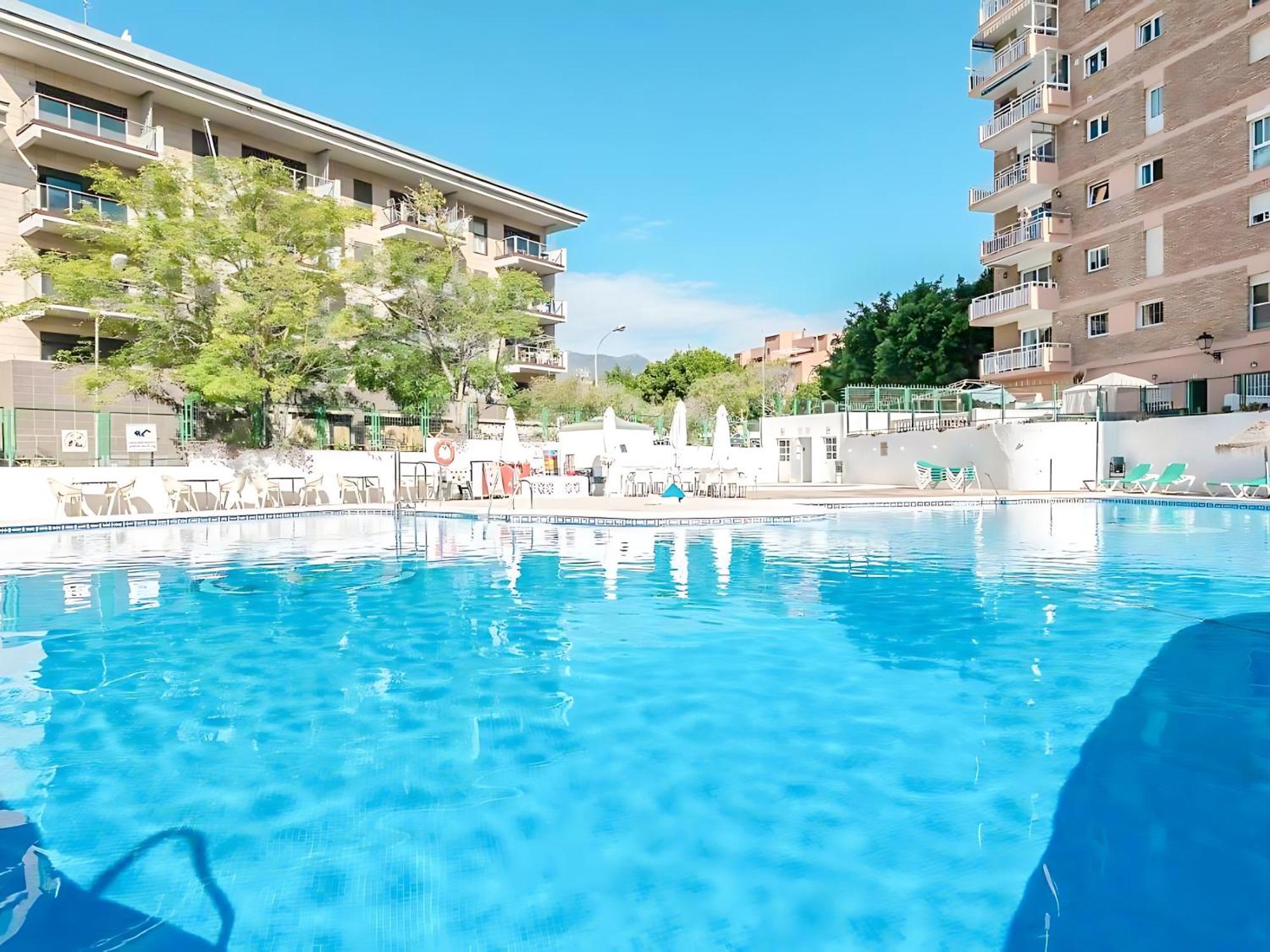 Bright & Cozy Apartment Acuario Beach&Pool بينالماذينا المظهر الخارجي الصورة