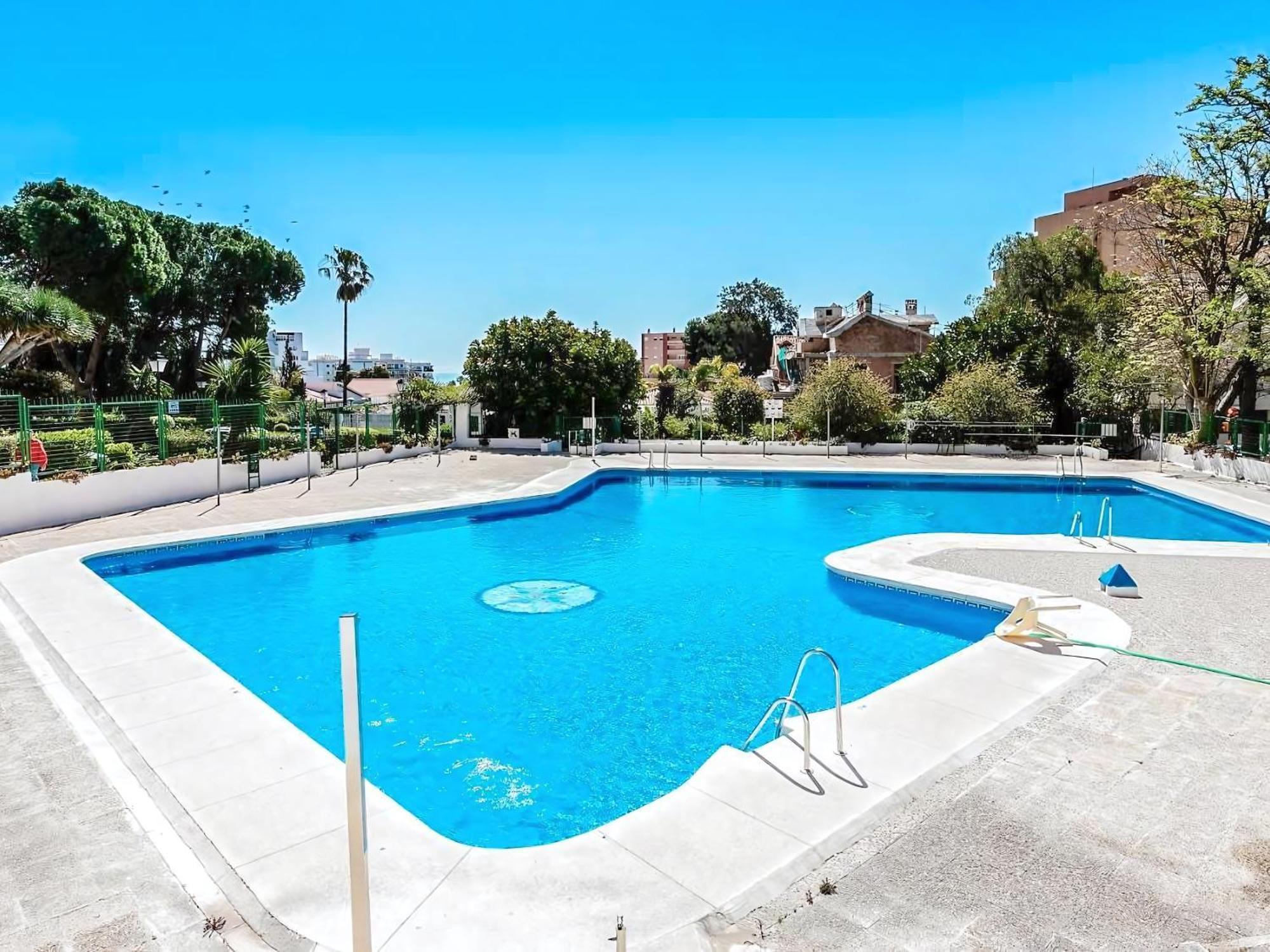 Bright & Cozy Apartment Acuario Beach&Pool بينالماذينا المظهر الخارجي الصورة