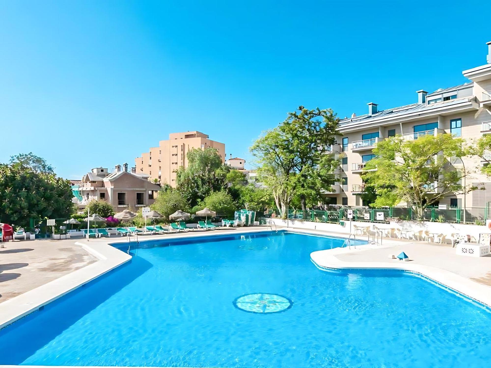 Bright & Cozy Apartment Acuario Beach&Pool بينالماذينا المظهر الخارجي الصورة